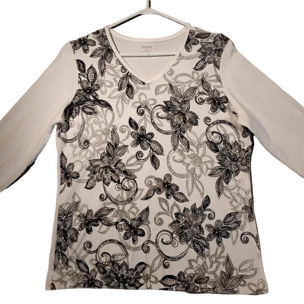 Alia Women's White & Black Long Sleeve  V-Neck Blouse in Size Medium